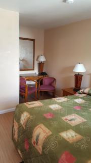 Maples Motel - Orillia - 6
