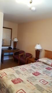 Maples Motel - Orillia - 5