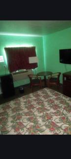 Capital Motel - 1