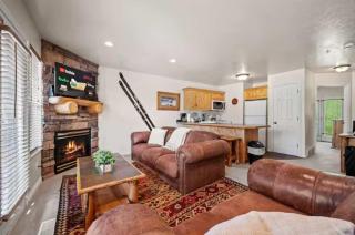 Powder Mtn Eden Condo with Pool Hot Tub and Mountain Views - 6