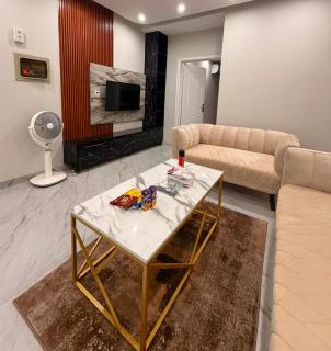 Bahria Town Lahore Apartment's - 2
