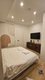 Amazing central apartment - Pool Gym Sauna extra buchbar - 4
