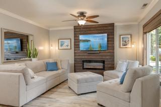 Walkable & Comfy, Minutes to Everything - 9
