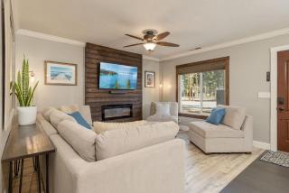 Walkable & Comfy, Minutes to Everything - 6