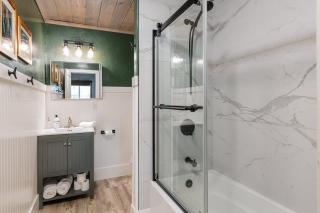 Walkable & Comfy, Minutes to Everything - 1