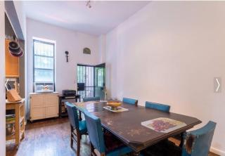 Spacious Garden Duplex 2 bdrm New York City - 7