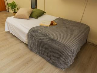 NEW! Studio El Poblado Balcony & 500 Mbps Wi-Fi - 3