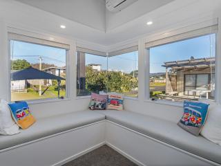 Sandy Strides - Whangamata Holiday Home - 6