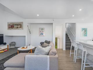 Sandy Strides - Whangamata Holiday Home - 4