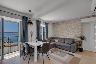 Beachfront house with hot tubDrasnice, Makarska - 25460 - 5