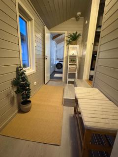 Newly Renovated Fjord View Retreat 20 Min from Tromsø - 8