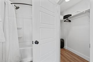 Stylish 2BR with Pool Central SLC - Great Access - 3