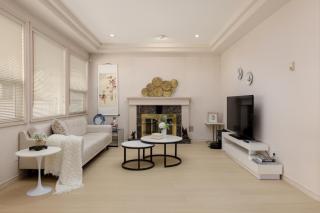 Spacious 5 BR Family Home Near YVR&Vancouver - 9