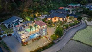 Gyeongju Villa And Jae Pension - 8