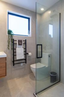 Peaceful Merivale Hideaway - Parkside & Parking - 2