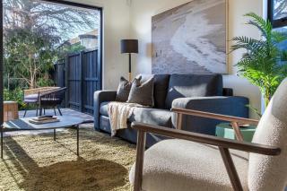 Peaceful Merivale Hideaway - Parkside & Parking - 0
