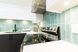 New Reno 3B Home w 1 Free Parking in Prime Location - 4