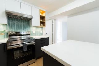 New Reno 3B Home w 1 Free Parking in Prime Location - 2