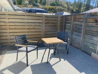 Private Ensuite at the base of Coronet Peak - 3