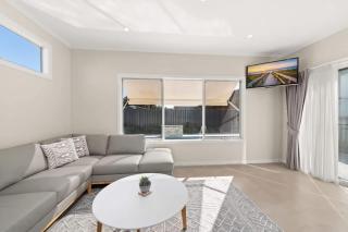 Sea Sand and Serenity at Stockton - Stunning Sophistication - 3