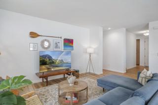 3 Bdrm, Sngl Lvl, Near Beach, BBQ, Pool/Spa, Gym - 4