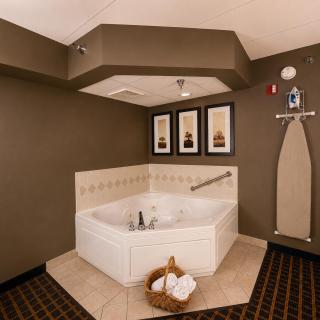 Moose Lake Lodge & Suites - 2