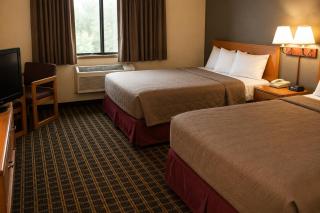 Moose Lake Lodge & Suites - 3