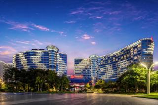 King Maker Grand Hotel-Gift Admission Ticket Junsheng Sand-Gravel Art Academy-At the Gate of Tianmen Peak Cableway-Free pick-up - 9