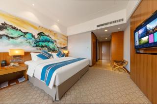 King Maker Grand Hotel-Gift Admission Ticket Junsheng Sand-Gravel Art Academy-At the Gate of Tianmen Peak Cableway-Free pick-up - 1