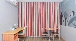 Thank Inn Plus Hotel Zhuhai Nanping pedestrian Street Huafa shopping Center - 4