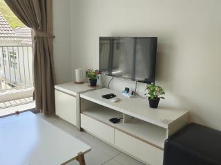 Homestay Near Walk to Night Market and Free Parking - 2