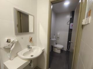 Homestay Near Walk to Night Market and Free Parking - 1
