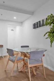 Bright 1-Bed Apartment Near Royal Botanic Gardens - 1