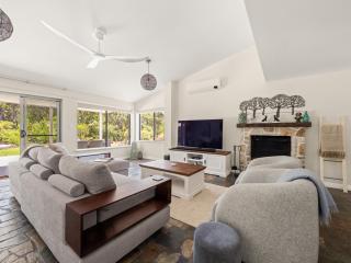 Downtime - Near Town - Beach - Bush Retreat - 4
