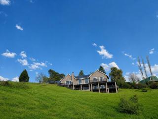 Underwood Country Manor - 9