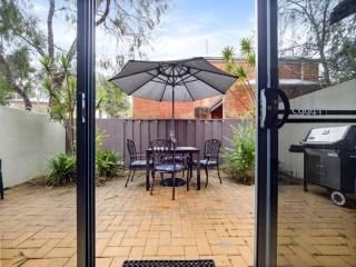 Townhouse 212 - Private - Central - Family Friendly - 9