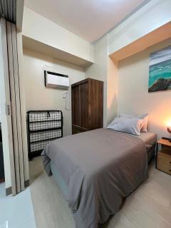 Two Regis Megaworld-Bacolod executive studio - 7