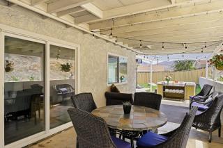 Spacious Home with Jacuzzi BBQ & Foosball - 1