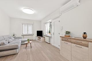 Diamond Lake Apartment 13918 - Happy Rentals - 2