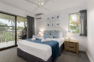Seascape Holidays - Tropical Reef Apartments - 6