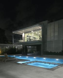 Luxury Condo Near Everything a 15 minutos de todo Pool Cinema Gym - 0