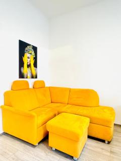 Cozy 3BR Apt for up to 9P, 10 Min to FAC Platz - 3