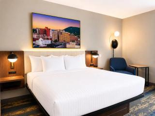 La Quinta Inn & Suites by Wyndham Roanoke Hollins/I-81 - 2