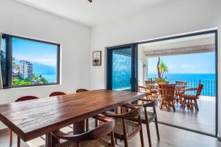 Ocean-view Conchas Chinas 3BR near beaches, dining, nightlife - 1
