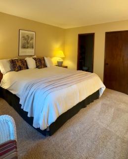 Cozy Condo w Pool, Spa, Hot Tub n BBQ - 1