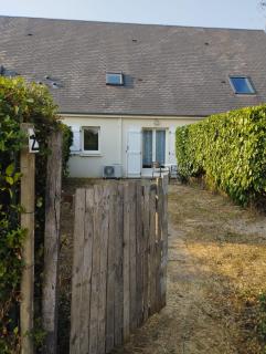 Logement complet avec chambre séparée et parking - 1
