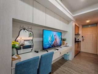 Condo Azur Suites A731, Amani Resorts Residences, 5 minutes Airport, Netflix, Stylish, Cozy with Luxurious Swimming Pool - 9