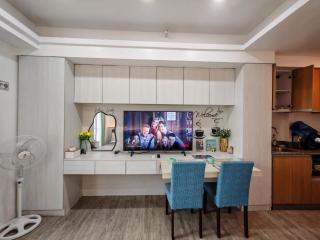 Condo Azur Suites A731, Amani Resorts Residences, 5 minutes Airport, Netflix, Stylish, Cozy with Luxurious Swimming Pool - 8