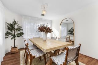 Tranquil Dalkeith Escape Stylish 3BR Family Home - Perth - 6