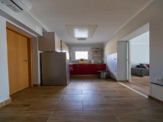Apartment Slavek- Two Bedroom Apartment With Balcony - 2
